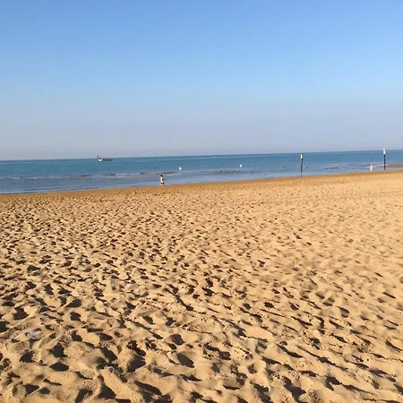 Comfortable Flat Close To And Center * Bibione
